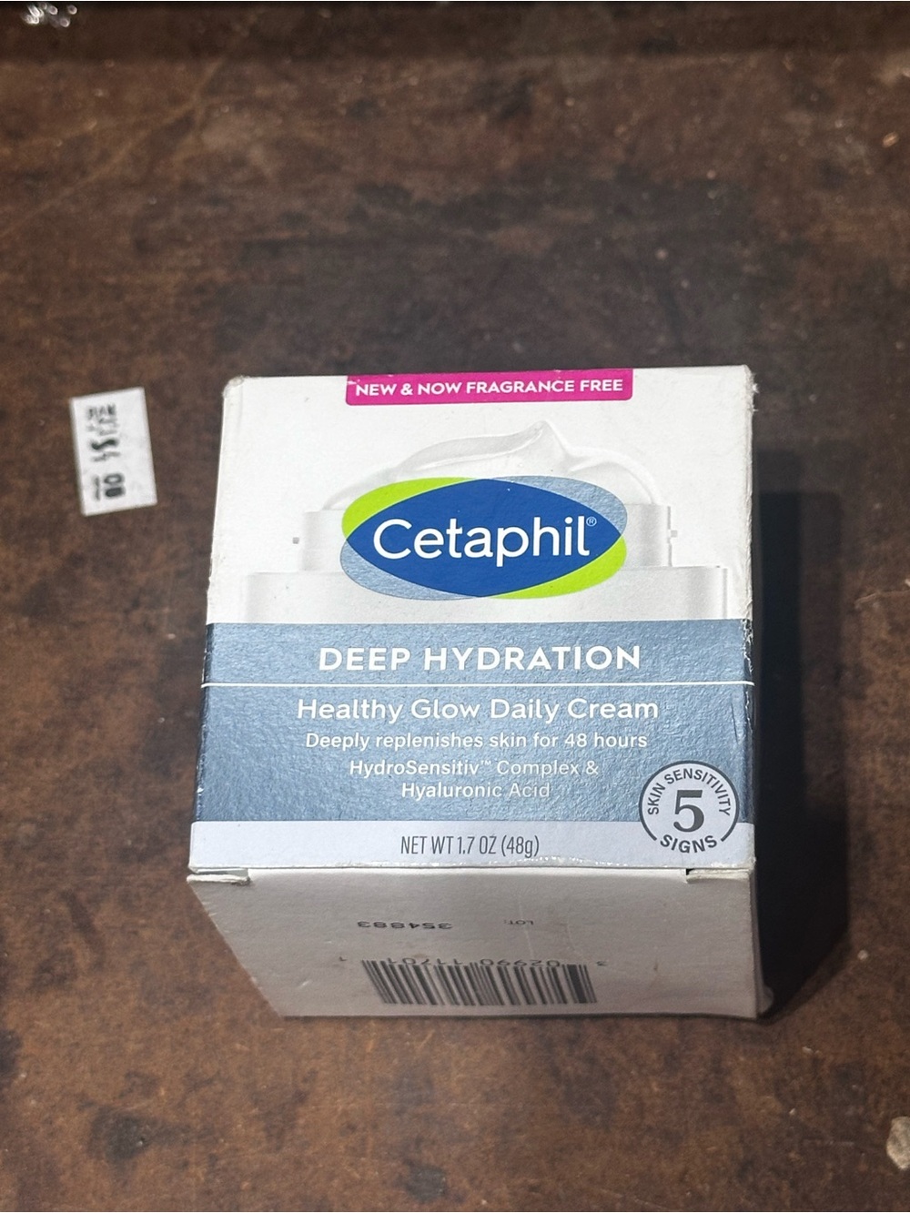 Cetaphil Deep Hydration Healthy Glow Daily Cream — White/Blue